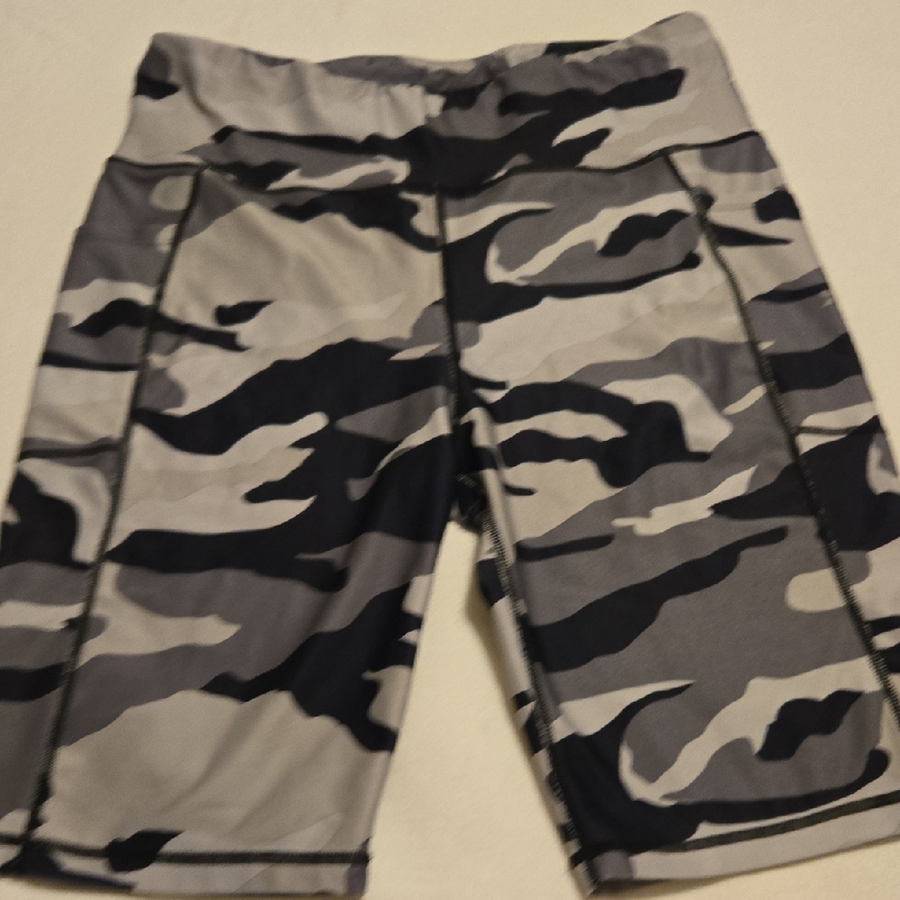 Nine West Gray Camouflage Bike Shorts